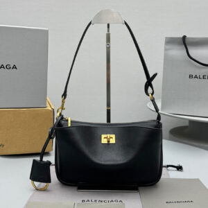 Balenciaga Rodeo Sling Pochette Black